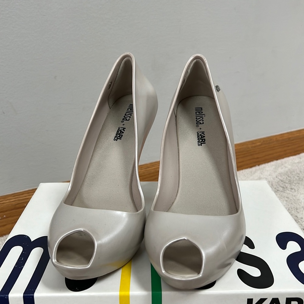 Used Melissa + KARL LAGERFELD Pearl